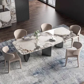 Итальянский легкий роскошный обеденный стол и стул из светлой каменной плиты высокого класса, сочетание небольшого домашнего прямоугольного обеденного стола